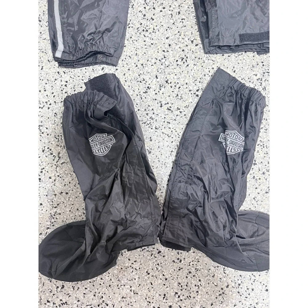 Nelson-Rigg Motorcycle Saddlebags w/BILT Rain Gear, Alter Ego Vest & HD Boot Set - Picture 2 of 13